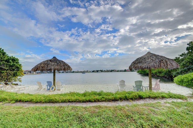 3 of 44 - 700 Scotia Drive #202, Hypoluxo, FL