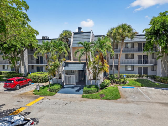 2 of 38 - 4345 Trevi Court #203, Lake Worth, FL