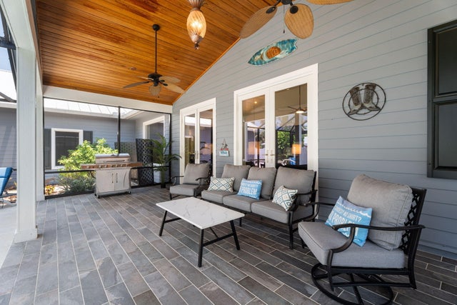 4 of 44 - 10 Copaire Rd, Sewalls Point, FL