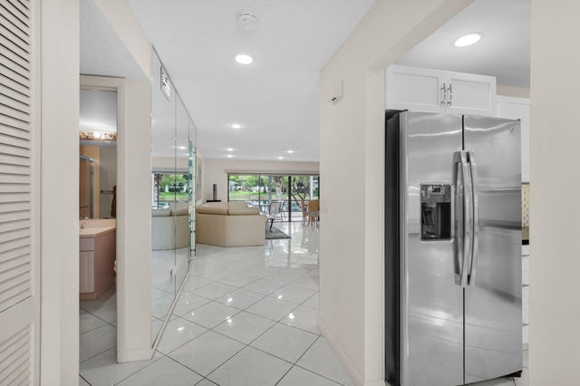 4 of 54 - 12 Westgate Lane #c, Boynton Beach, FL
