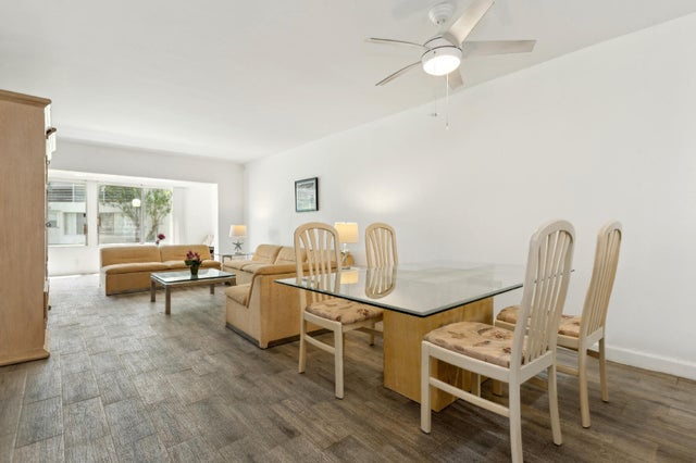 4 of 15 - 3186 Via Poinciana #115, Lake Worth, FL