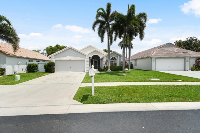 2 of 38 - 1644 Oak Berry Cir, Wellington, FL