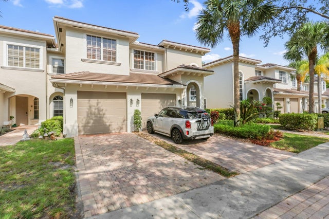 3 of 28 - 6365 Bella Circle #705, Boynton Beach, FL