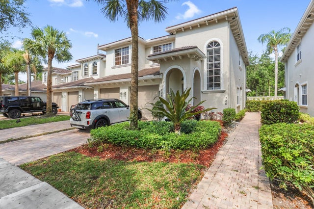 4 of 28 - 6365 Bella Circle #705, Boynton Beach, FL