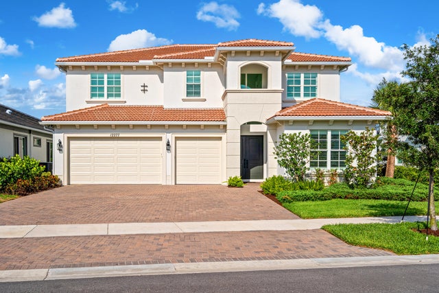 2 of 56 - 12277 Waterstone Circle, Palm Beach Gardens, FL