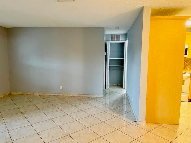 5 of 28 - 4491 Nw 1st Terrace, Deerfield Beach, FL