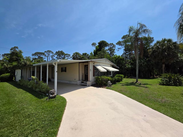 1 of 18 - 124 W Caribbean, Port Saint Lucie, FL