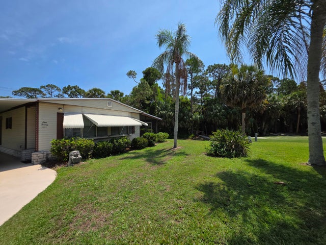 2 of 18 - 124 W Caribbean, Port Saint Lucie, FL