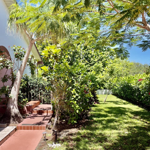 4 of 18 - 470 S Mars Wy Ne, Juno Beach, FL