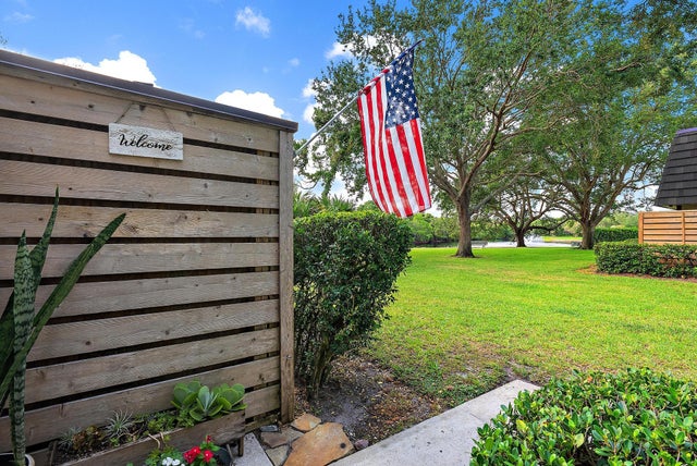 1 of 24 - 506 5th Terrace, Palm Beach Gardens, FL