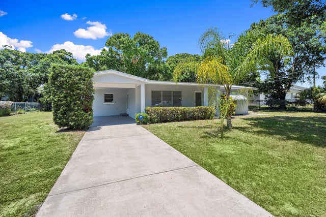 3 of 28 - 903 S 27th Street, Fort Pierce, FL