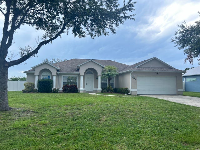 3 of 21 - 2606 N Serenity Cir, Fort Pierce, FL