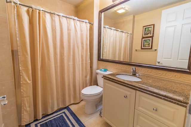 5 of 12 - 36 Harbour Isle Drive W #105, Fort Pierce, FL