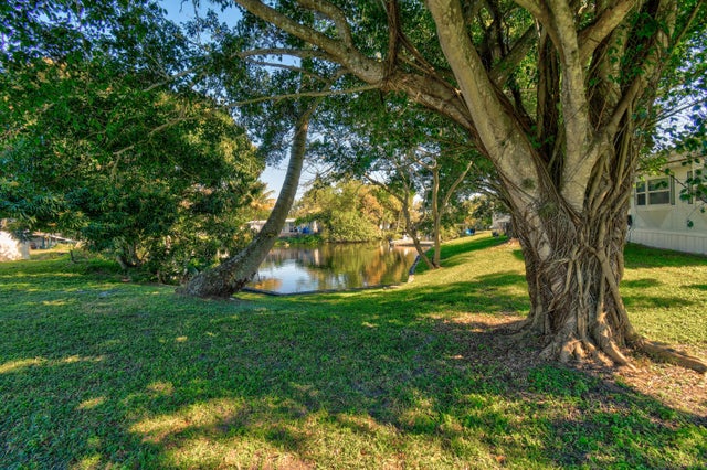 3 of 14 - 24 Se Fork Ter, Stuart, FL