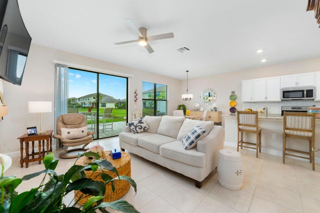 4 of 47 - 10134 W Villa Cir, Vero Beach, FL