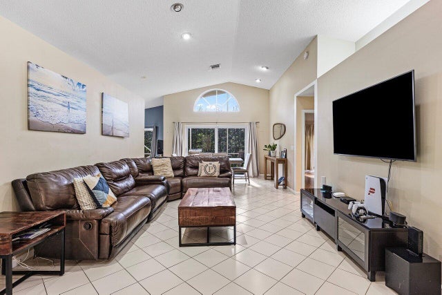 4 of 33 - 5350 Casa Real Drive, Delray Beach, FL