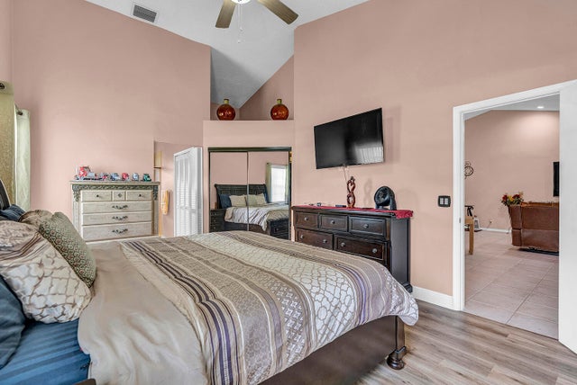 4 of 47 - 5830 Parkwalk Cir W, Boynton Beach, FL