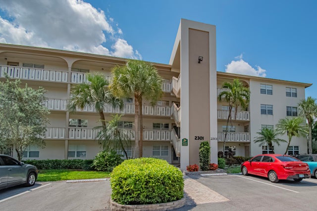 1 of 17 - 2301 Lucaya Lane #m3, Coconut Creek, FL