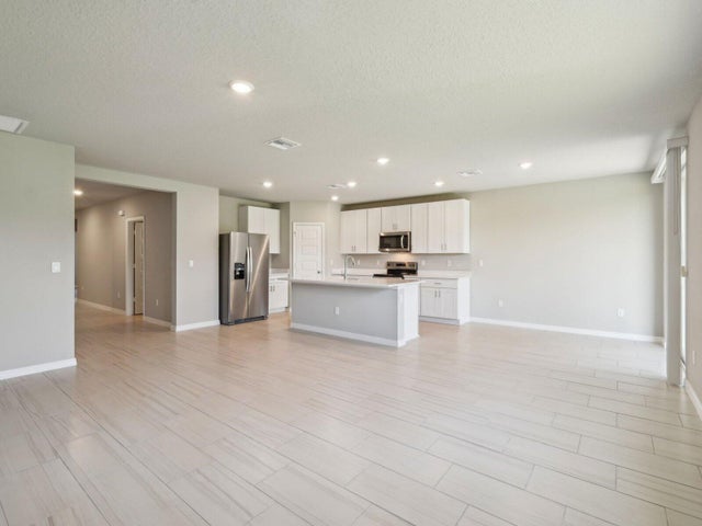 5 of 17 - 5413 Hampton Park Cir, Vero Beach, FL