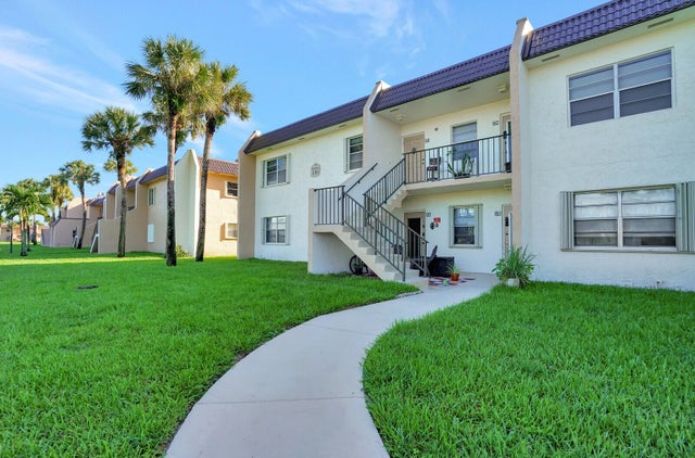 1 of 26 - 130 Lake Meryl Drive #226, West Palm Beach, FL