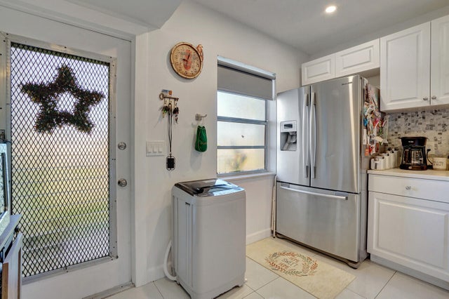 5 of 26 - 130 Lake Meryl Drive #226, West Palm Beach, FL