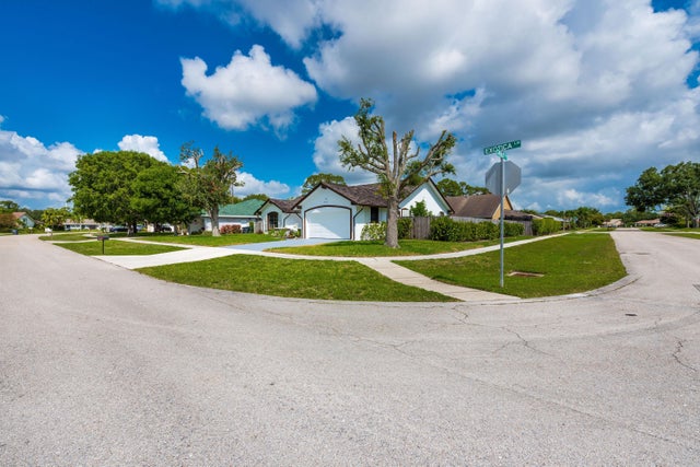 4 of 33 - 13566 Exotica Lane, Wellington, FL