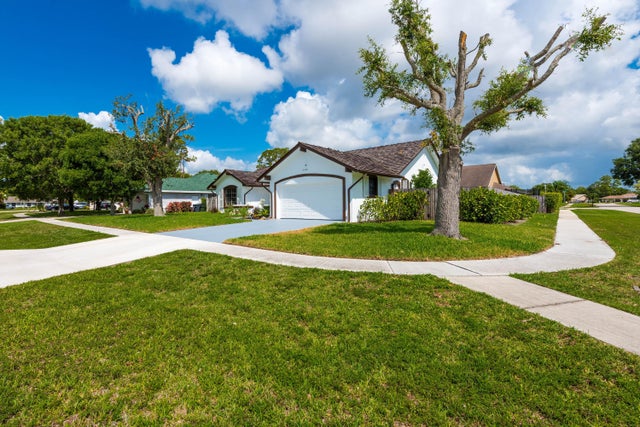5 of 33 - 13566 Exotica Lane, Wellington, FL