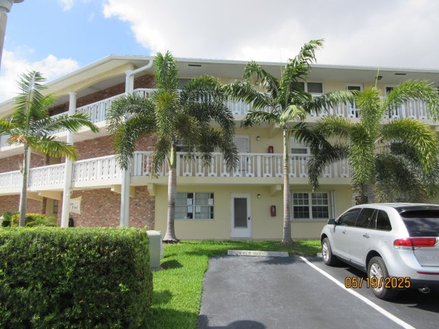 1 of 13 - 700 Pine Dr #105, Pompano Beach, FL