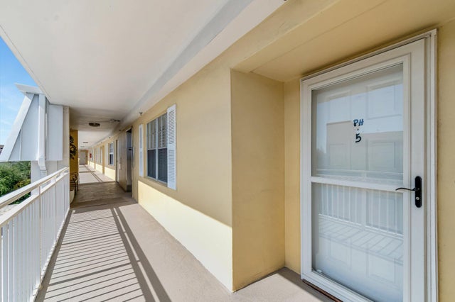 3 of 55 - 300 John F Kennedy Drive #ph5, Atlantis, FL