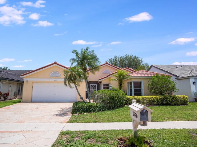 3 of 37 - 8520 Lake Cypress Road, Lake Worth, FL