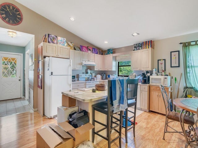 5 of 14 - 3625 2nd Lane, Vero Beach, FL
