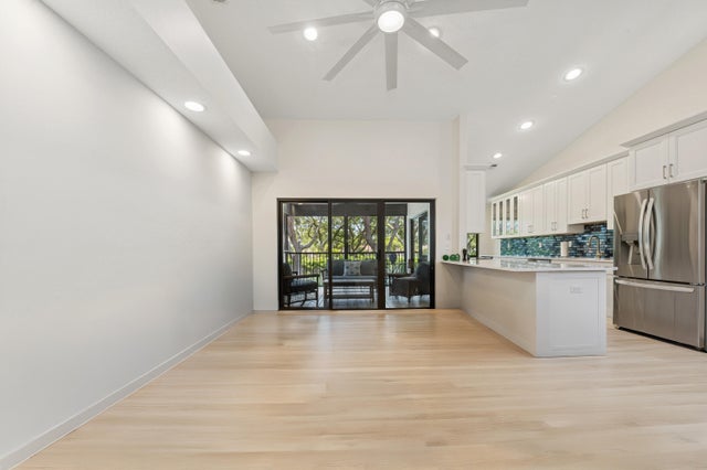 3 of 33 - 17340 Boca Club Boulevard #702, Boca Raton, FL