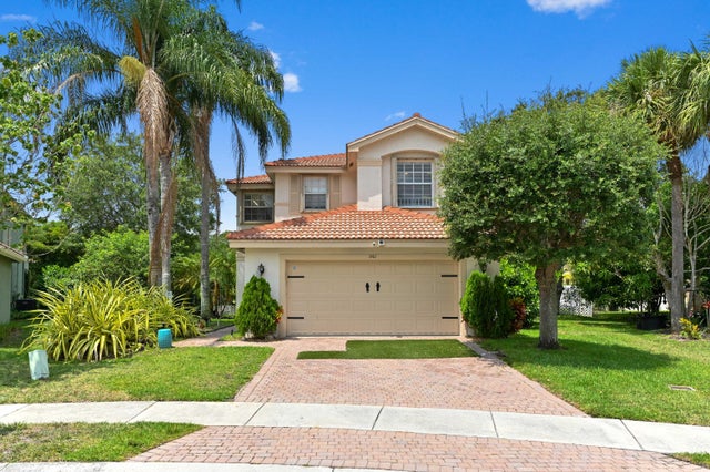 1 of 35 - 561 Peppergrass Run, Royal Palm Beach, FL