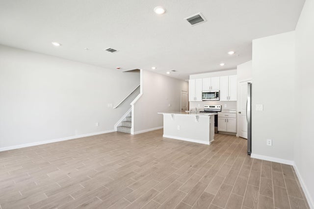 3 of 30 - 522 Salisbury Circle, Fort Pierce, FL