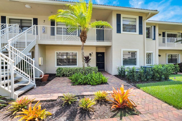 1 of 71 - 7 Stratford Dr #c, Boynton Beach, FL