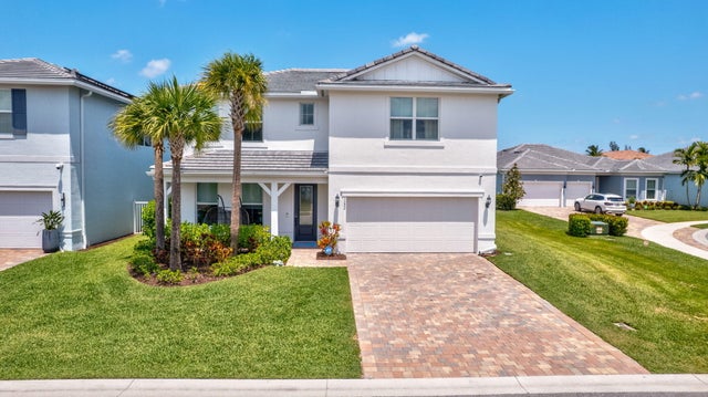 5322 Yellow Water Lily Ct, Lake Worth
