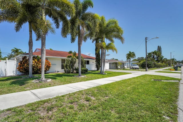 4 of 63 - 600 Nw 12th Avenue, Boca Raton, FL