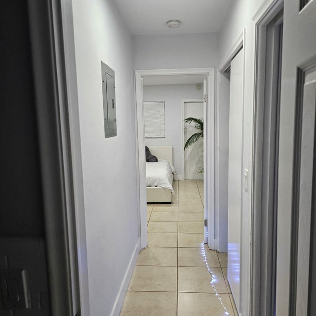 3 of 8 - 3600 Jackson Street #22, Hollywood, FL