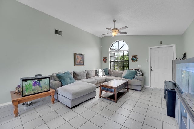 5 of 39 - 2849 Sw Pierson Rd, Port Saint Lucie, FL