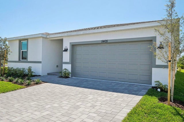 2 of 18 - 5405 Hampton Park Cir, Vero Beach, FL