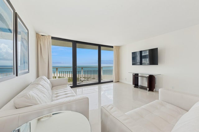 3 of 52 - 3000 N Ocean Drive #8-f, Singer Island, FL