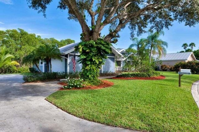 2 of 30 - 10510 Se Jupiter Narrows Drive, Hobe Sound, FL