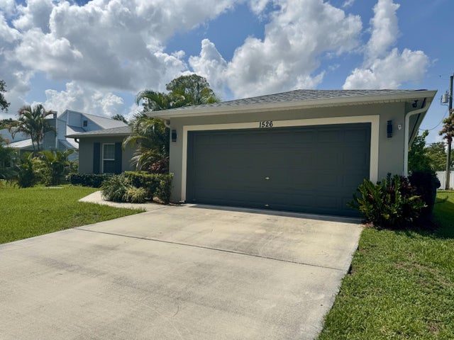 1 of 30 - 1526 Sw Mercedes Av, Port Saint Lucie, FL