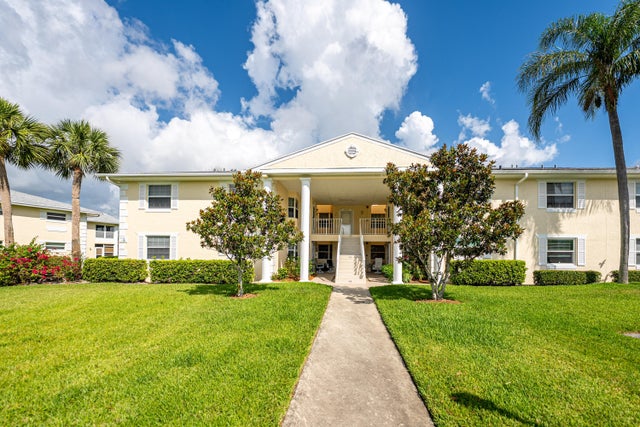 4 of 46 - 422 Grove Isle Circle Circle, Vero Beach, FL