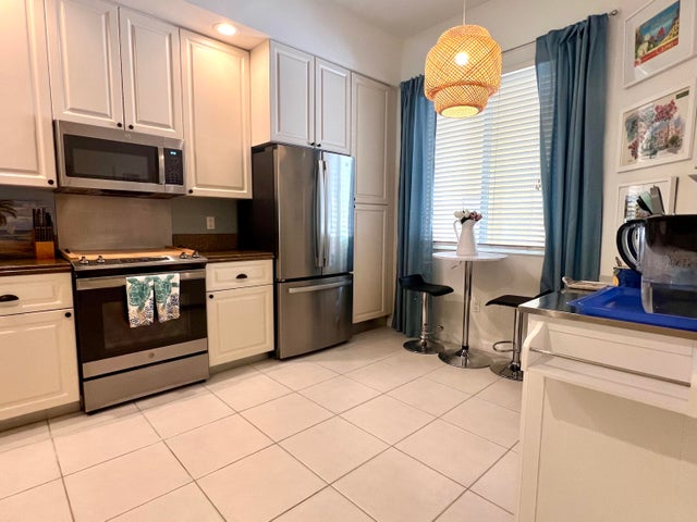 5 of 29 - 6 Harbour Isle Drive E #103, Fort Pierce, FL