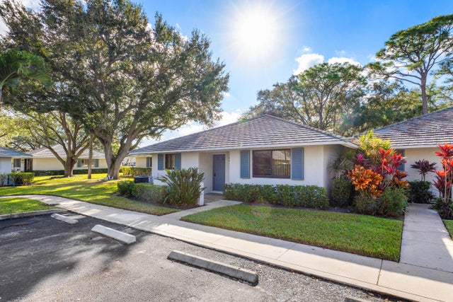 1 of 18 - 605 Club Drive, Palm Beach Gardens, FL