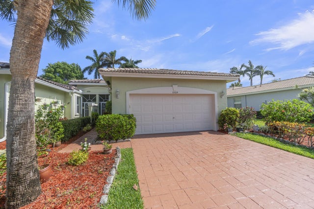 4 of 47 - 10664 Royal Caribbean Circle, Boynton Beach, FL