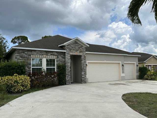 2 of 42 - 1517 Sw Bayshore Blvd, Port Saint Lucie, FL