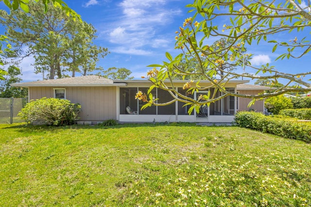 4 of 39 - 102 Se Crosspoint Dr, Port Saint Lucie, FL