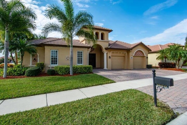 5 of 98 - 885 Sw Grand Reserves Blvd, Port Saint Lucie, FL